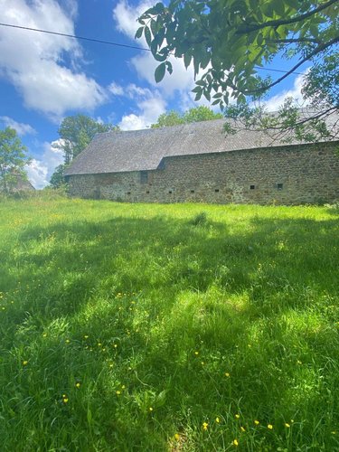 Maison a vendre Drugeac 15140 Cantal 400 m2  31800 euros