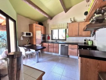 Maison a vendre Saint-Martin-de-Crau 13310 Bouches-du-Rhône 215 m2 7 pièces 795000 euros