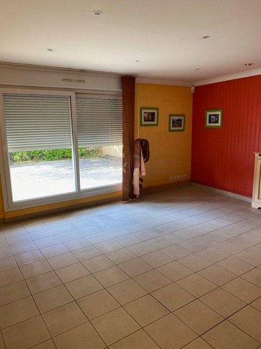 Location fonds et murs commerciaux Évreux 27000 Eure 186 m2  2000 euros
