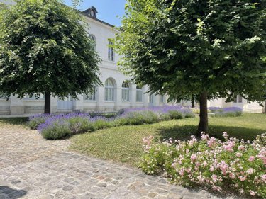 Location appartement Troyes 10000 Aube 130 m2 4 pièces 1500 euros