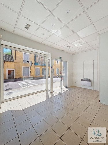 Fonds et murs commerciaux a vendre Tournus 71700 Saône-et-Loire 56 m2  59000 euros