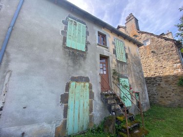 Maison a vendre Ally 15700 Cantal 100 m2  38600 euros