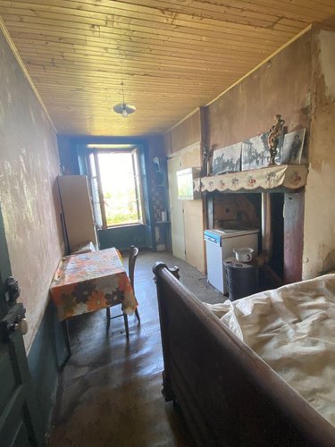 Maison a vendre Ally 15700 Cantal 100 m2  38600 euros