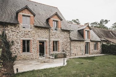 Location maison Bruz 35170 Ille-et-Vilaine 144 m2 5 pièces 2100 euros