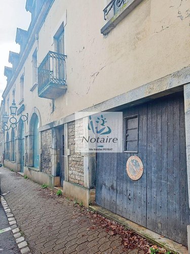 Immeuble a vendre Tournus 71700 Saône-et-Loire  192000 euros