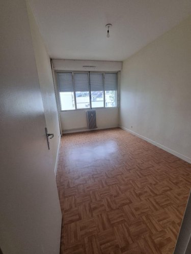 Appartement a vendre Châteauroux 36000 Indre 70 m2 3 pièces 65000 euros
