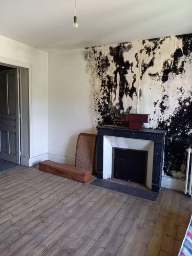 Maison a vendre Vic-sur-Cère 15800 Cantal 216 m2 7 pièces 28000 euros