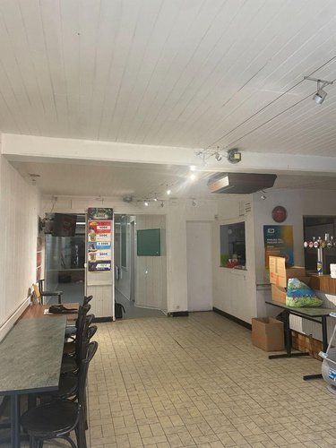 Fonds et murs commerciaux a vendre Bailleul 59270 Nord 196 m2  230000 euros