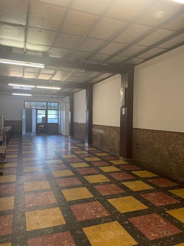 Fonds et murs commerciaux a vendre Bailleul 59270 Nord 196 m2  271000 euros