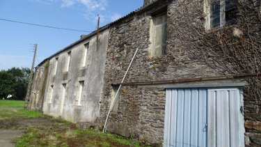 Maison a vendre Lampaul-Guimiliau 29400 Finistère 130 m2  100200 euros