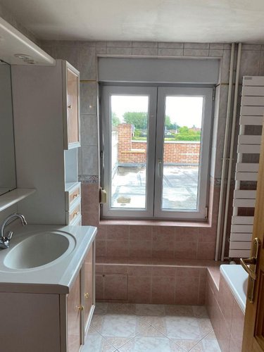 Location appartement La Couture 62136 Pas-de-Calais 73 m2  680 euros