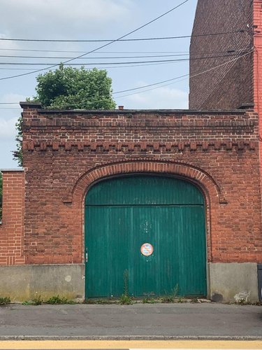 Location garage et parking Bailleul 59270 Nord 49 m2  250 euros