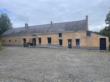 Fonds et murs commerciaux a vendre Écommoy 72220 Sarthe  137800 euros