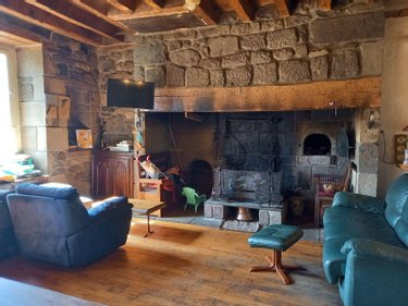 Maison a vendre Thiézac 15800 Cantal 228 m2  336000 euros