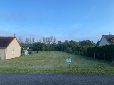 Terrain a batir a vendre Saint-Georges-sur-Cher 41400 Loir-et-Cher 2700 m2  37100 euros