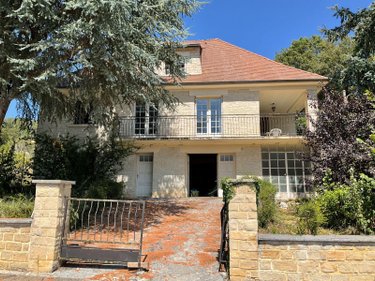 Maison a vendre Gourdon 46300 Lot 130 m2 6 pièces 177800 euros