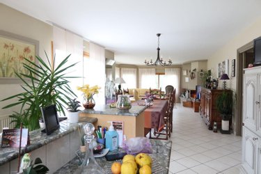 Maison a vendre Landivisiau 29400 Finistère 149 m2 7 pièces 386200 euros