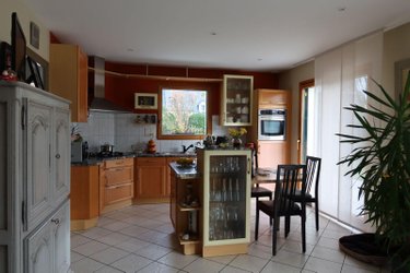 Maison a vendre Landivisiau 29400 Finistère 149 m2 7 pièces 401800 euros