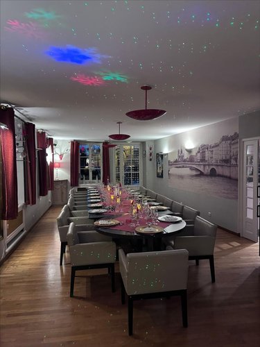 Fonds et murs commerciaux a vendre Arc-en-Barrois 52210 Haute-Marne 300 m2  212000 euros