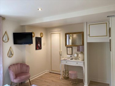 Fonds et murs commerciaux a vendre Arc-en-Barrois 52210 Haute-Marne 300 m2  212000 euros