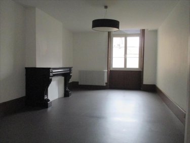 Location appartement Langres 52200 Haute-Marne 89 m2 3 pièces 523 euros
