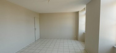 Location appartement Langres 52200 Haute-Marne 55 m2 2 pièces 529 euros