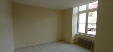 Location appartement Langres 52200 Haute-Marne 55 m2 2 pièces 529 euros