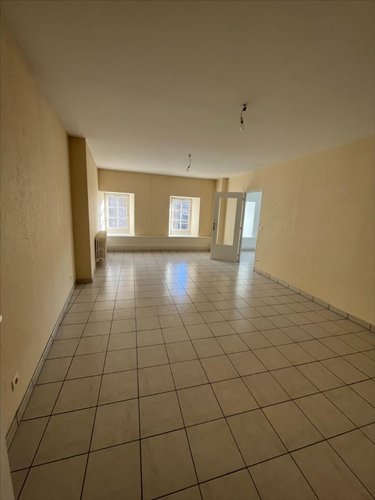 Location appartement Langres 52200 Haute-Marne 93 m2 4 pièces 652 euros