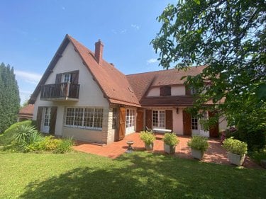 Maison a vendre Le Coudray 28630 Eure-et-Loir 300 m2 11 pièces 557600 euros