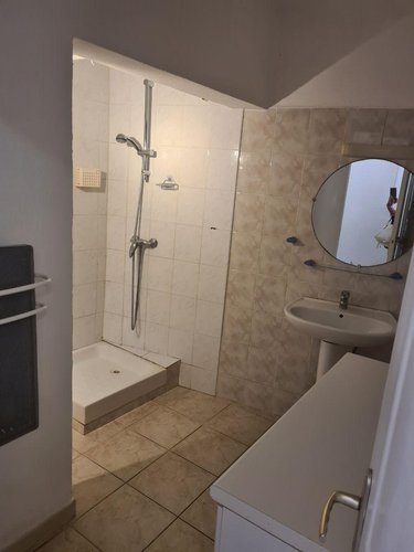 Immeuble a vendre Saint-Gilles 30800 Gard 150 m2  227900 euros