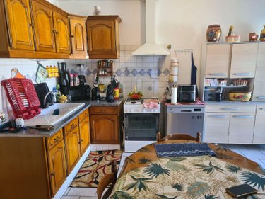 Immeuble a vendre Saint-Gilles 30800 Gard 150 m2  227900 euros