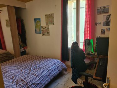 Immeuble a vendre Saint-Gilles 30800 Gard 150 m2  227900 euros