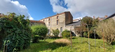 Maison a vendre Cholet 49300 Maine-et-Loire 181 m2 7 pièces 229999 euros