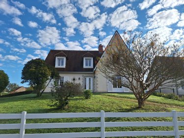 Maison a vendre Saint-Martin-d'Auxigny 18110 Cher 174 m2 7 pièces 262500 euros