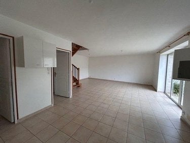 Location maison Le Hinglé 22100 Côtes-d'Armor 91 m2  705 euros