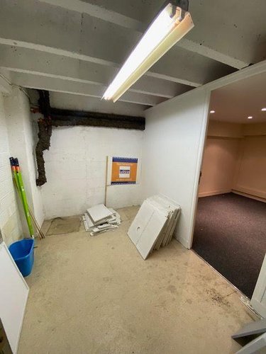 Location fonds et murs commerciaux Évreux 27000 Eure 60 m2  780 euros