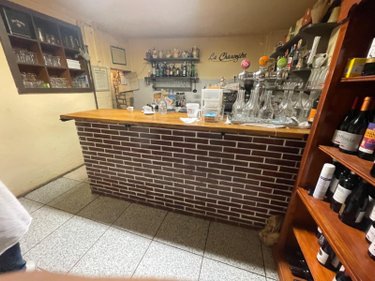 Fonds et murs commerciaux a vendre Thiverny 60160 Oise 370 m2  245000 euros