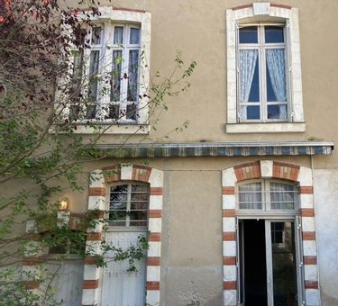 Maison a vendre Le Grand-Lucé 72150 Sarthe 173 m2 12 pièces 134620 euros