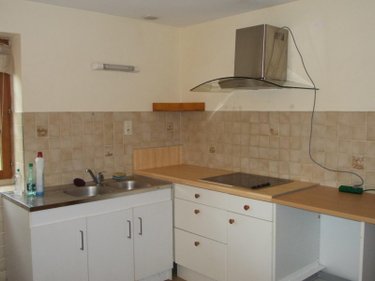 Location maison Massilly 71250 Saône-et-Loire 165 m2 6 pièces 890 euros