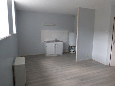 Location appartement Cluny 71250 Saône-et-Loire 37 m2 1 pièce 320 euros