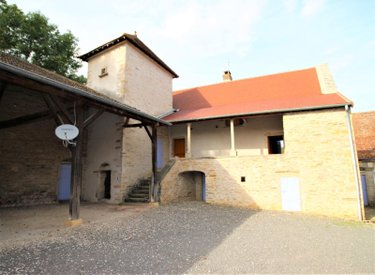 Location maison Saint-Ythaire 71460 Saône-et-Loire 58 m2 2 pièces 520 euros