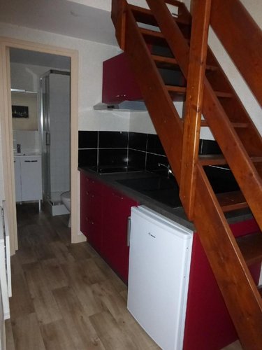 Location appartement Cluny 71250 Saône-et-Loire 15 m2  350 euros