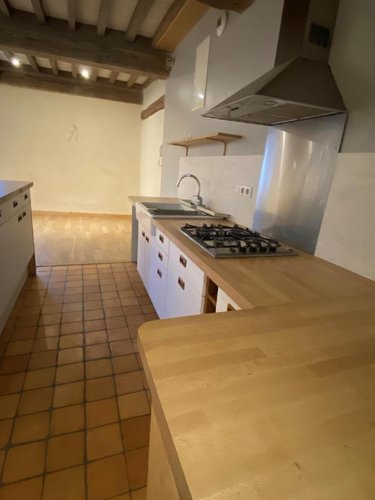 Location appartement Cluny 71250 Saône-et-Loire 104 m2 3 pièces 780 euros