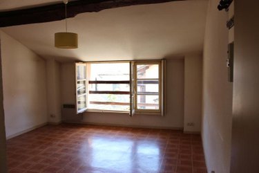 Location appartement Cluny 71250 Saône-et-Loire 20 m2 1 pièce 340 euros