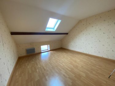 Location maison Salornay-sur-Guye 71250 Saône-et-Loire 103 m2 5 pièces 650 euros