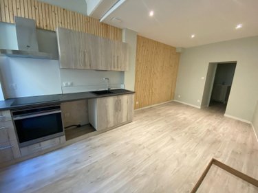 Location appartement Cluny 71250 Saône-et-Loire 20 m2 1 pièce 400 euros