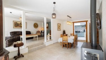 propriete a vendre Apremont 73190 Savoie 230 m2 8 pièces 1090000 euros