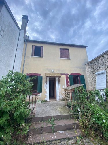 Maison a vendre Mauriac 15200 Cantal 105 m2 4 pièces 90000 euros