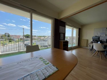 Appartement a vendre Allonnes 72700 Sarthe 78 m2  126660 euros