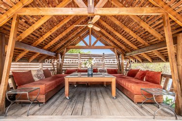 Maison a vendre Saint-Gilles-les-Bains 97434 Réunion 240 m2 8 pièces 1490000 euros